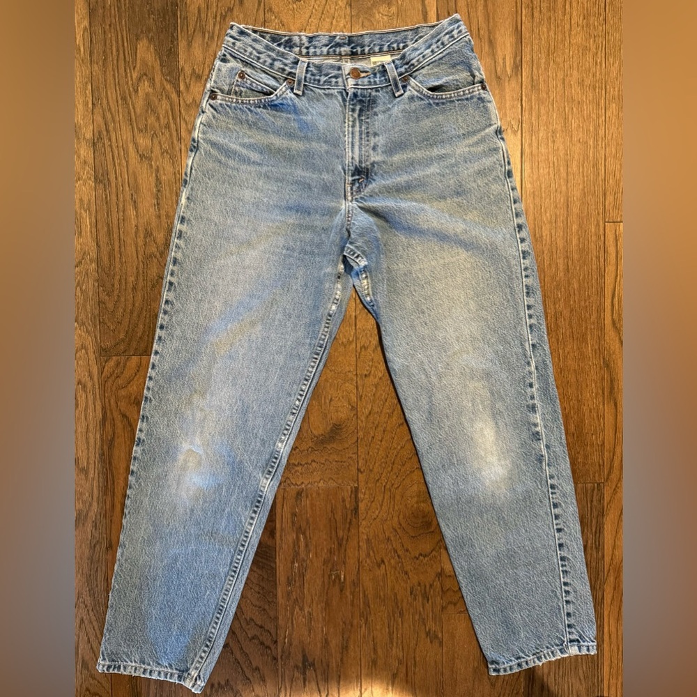Vintage Brittania High Rise Light Wash "Mom" Jeans Relaxed Fit- 29 X 30